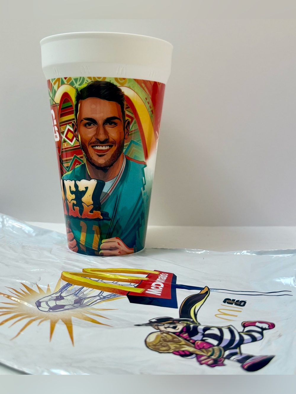McDonalds FIFA World Cup 2026
Santiago Gimenez Bebote Mexico
Collector Cup